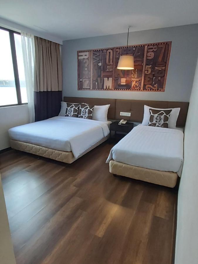 9 Square Hotel - Subang Subang Jaya Exteriör bild