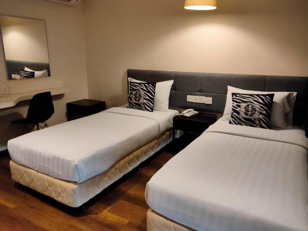 9 Square Hotel - Subang Subang Jaya Exteriör bild
