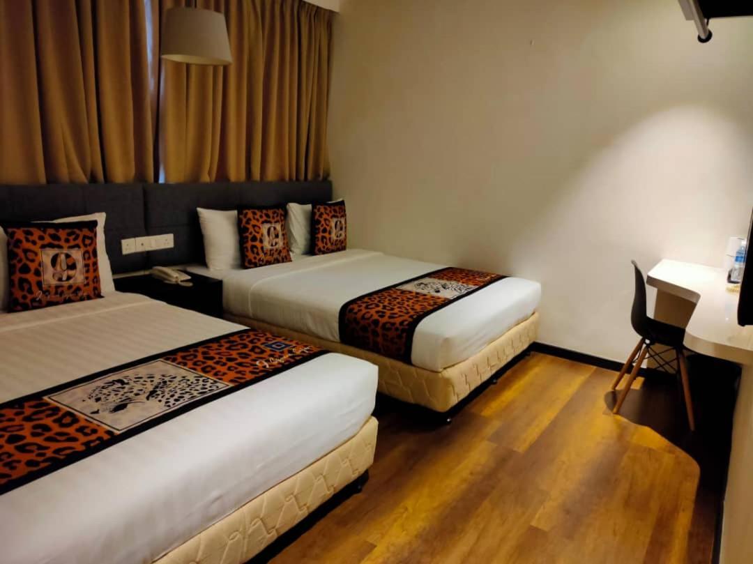 9 Square Hotel - Subang Subang Jaya Exteriör bild
